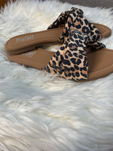 Load image into Gallery viewer, Corkys Leopard Sandal
