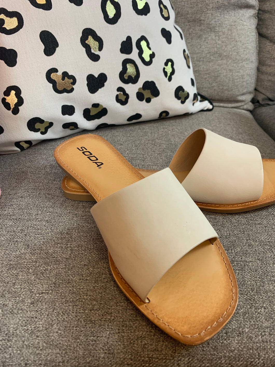 Cream Soda Sandal